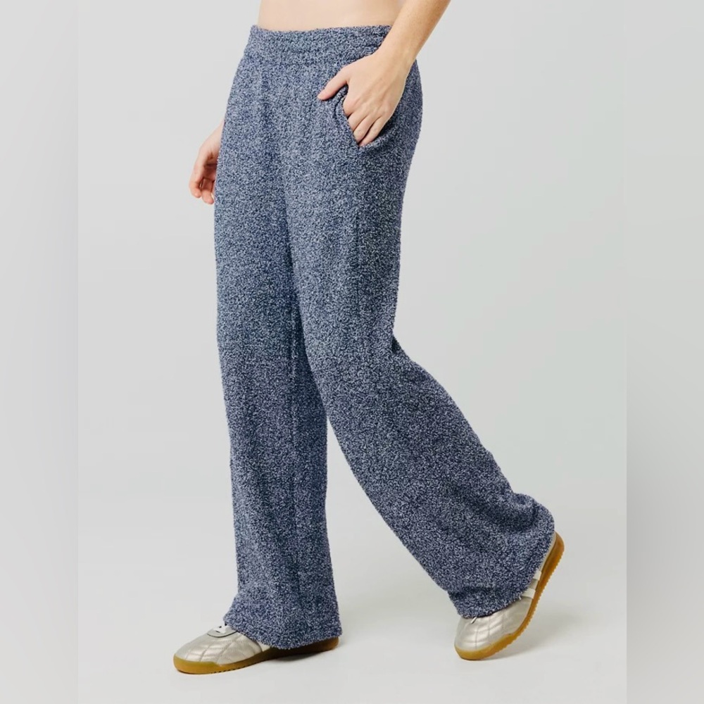 Aerie. Boucle Wide leg Trousers. Blue/White. Size Medium.